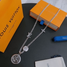 Louis Vuitton Necklaces